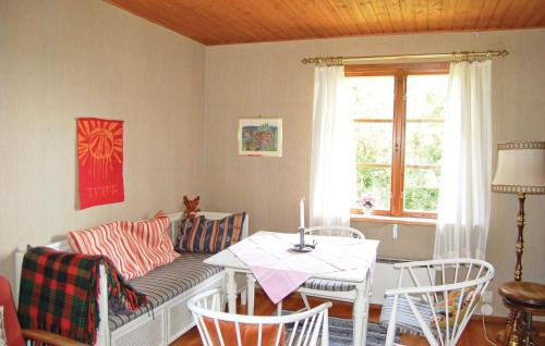 Hamneda House | Impressive 2 Bedroom Home in Hamneda - Child Friendly Retreat