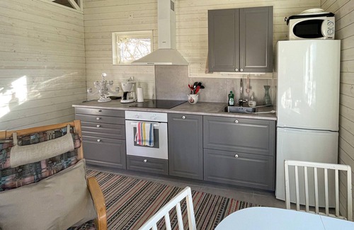 Farhult House | Cozy Beach Vacation Home with Ocean Views and Spa