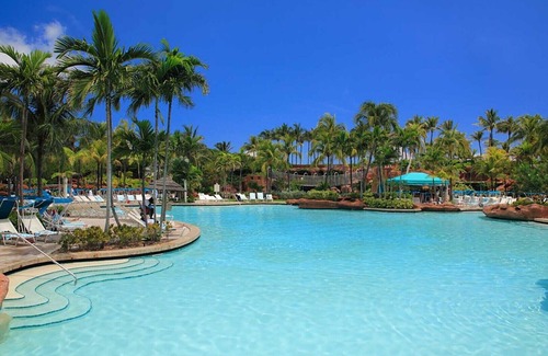 Paradise Island Resort | Deluxe 2 Bedroom Suite at Harborside Resort with Great Amenities