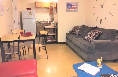 Downtown Pittsburgh Apartment | Ideal 2 Bedroom Downtown Apartment for Families & Friends