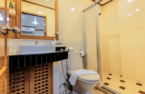 Wattana Apartment | Family-Friendly 2 Bedroom Suite in Bangkok's Heart