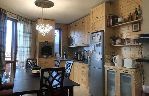 Shiligarnika Apartment | Cozy 2 Bedroom Gondola Ski Flat with Pool and Breakfast