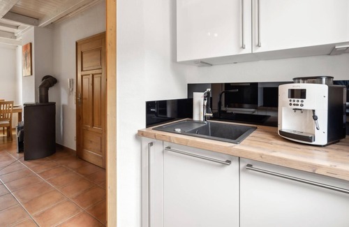 Pommern Apartment | Comfortable 2 Bedroom Retreat in Scenic Pommern