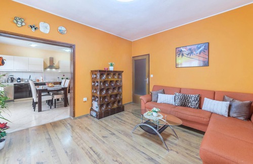 Valbandon Apartment | Relaxing Apartment with Private Pool Near the Oceanfront