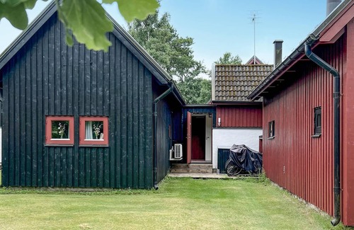 Angelholm House | Experience Oceanfront Bliss Just 500m from Ängelholms Havsbad