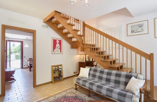 Ospedaletto di Pescantina House | Inviting Home in Montemerlo with Kitchen and Family Amenities