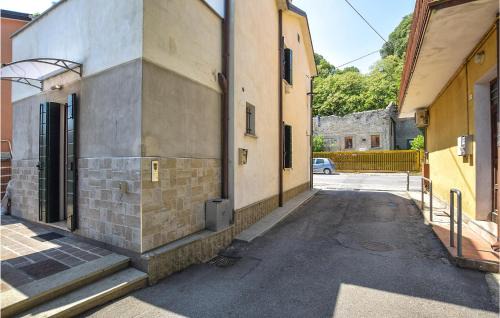 Ospedaletto di Pescantina House | Inviting Home in Montemerlo with Kitchen and Family Amenities