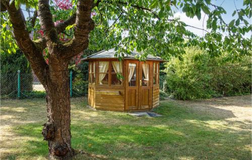 Region Hannover District House | Family-Friendly 2 Bedroom Home in Uetze with Great Reviews
