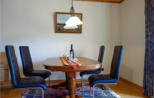 Region Hannover District House | Family-Friendly 2 Bedroom Home in Uetze with Great Reviews