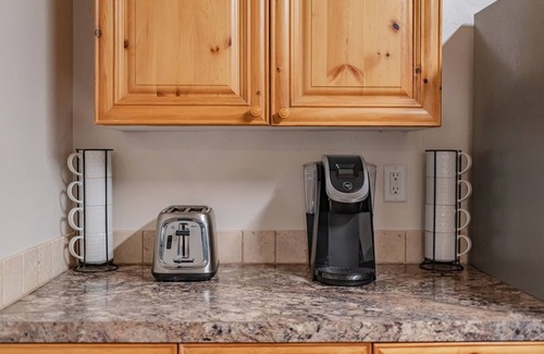 Rexburg Bed & Breakfast | Exceptional 2 Bedroom Guest Suite with Free Breakfast