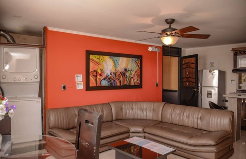 El Poblado Apartment | Exceptional 2 Bedroom Retreat with Hot Tub in Lleras