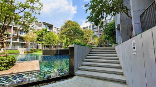 Phaya Yen Apartment | Elegant 2 Bedroom Poolsuite in Khaoyai with Pool Access