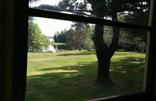 Hayward Cabin | Family Fishing Retreat: 2 Bedroom Lakeside Cabin in Hayward