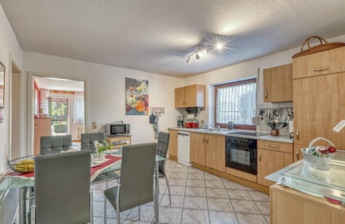 Mecklenburgische Kleinseenplatte Apartment | Comfortable 2-Bedroom Retreat in Mirow with Lake Views