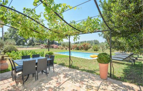 Berre-l'Etang House | Immaculate 2 Bedroom Home with Pool in Berre Letang