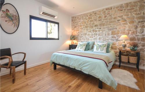 Berre-l'Etang House | Immaculate 2 Bedroom Home with Pool in Berre Letang