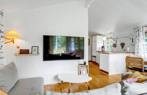 Nordost House | Charming Cottage with Ocean Views Near Lyngså Beach