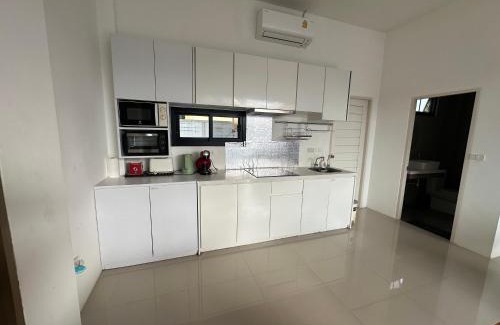 Mae Nam Villa | Elegant Villas in Mae Nam, Thailand - 4-Star Oasis