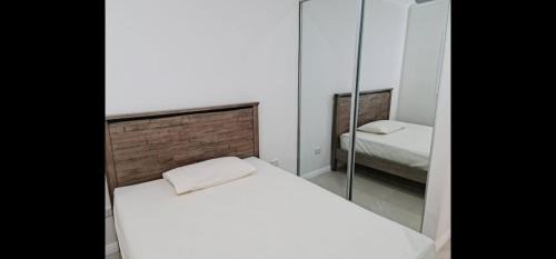 Dean Park House | Modern 2 Bedroom Home in Dean Park - Rated 9.4/10!