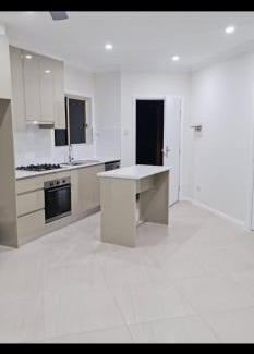 Dean Park House | Modern 2 Bedroom Home in Dean Park - Rated 9.4/10!