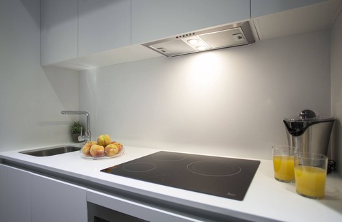Hostafrancs Apartment | Family-Friendly 2 Bedroom Retreat near Plaza España