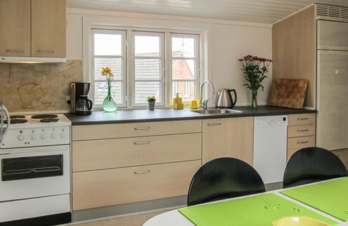 Gudhjem Apartment | Spacious 2-Bedroom Stay with Ocean Views in Gudhjem