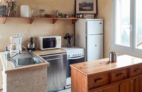 Villefort House | Cozy Cottage Retreat Near Lac de Villefort with Lake View