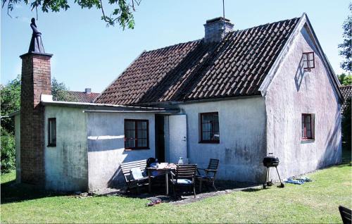 Farosund House | Cozy 2 Bedroom Home in Frsund - Family and Pet Friendly