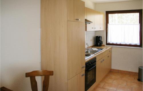 Oberohe House | Inviting Home in Faberg-heidesee with Pool and Kitchen