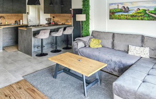 Sveti Ivan Zelina House | 2 Bedroom Nice Home In Radoisce