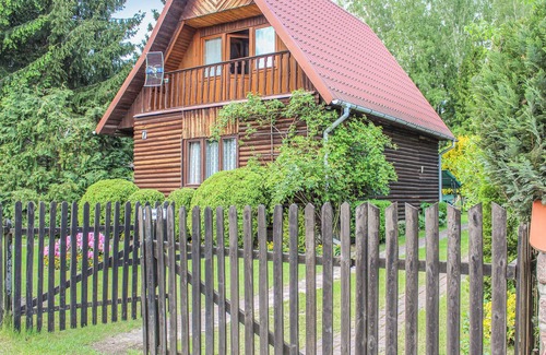 Siła House | Relaxing 2-Bedroom Retreat in Gietrzwald with Spa Access