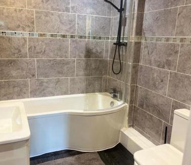 Keighley Apartment | 2 Bedroom Property at sovereign House