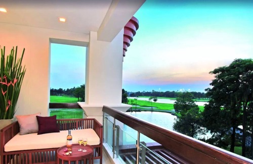 Bang Phli Apartment | Family-Friendly 2 Bedroom Residence with Pool & Breakfast