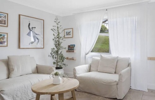Wallsend House | Family-Friendly 2-Bedroom Residential House Getaway