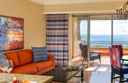 Paraiso Escondido Apartment | 2-bedroom resort in phenomenal Cabo San Lucas with fitness room, AC, WiFi