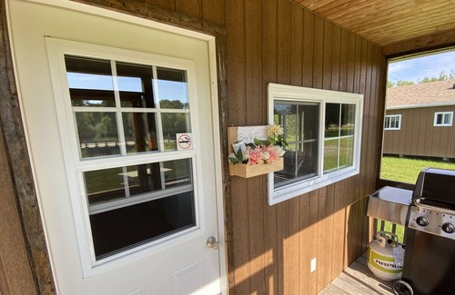 Abitibi-Temiscamingue Cabin | 2 Bedroom Rustic Family Retreat Without Compromising Comfort