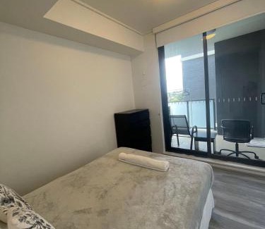 Riverwood Apartment | Modern 2-Bedroom Apartment with Free Parking & Family Amenities