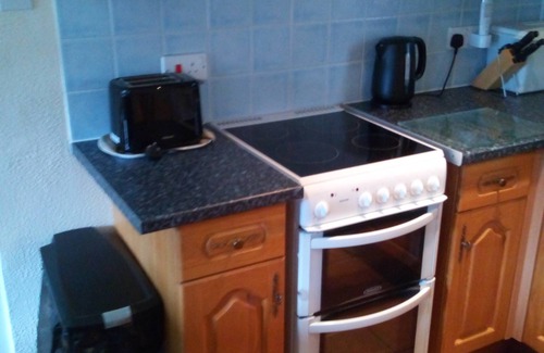 Saint Breward House | Family-Friendly 2 Bedroom Retreat in N. Cornwall with Pool