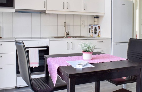 Tofta House | Cozy 2 Bedroom Retreat in Scenic Rockneby with Spa