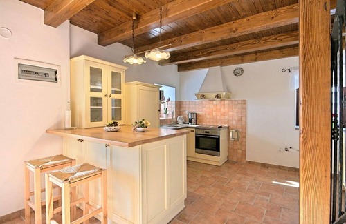 Buzet House | Impeccable 2 Bedroom Retreat in Buzet with Pool & Spa