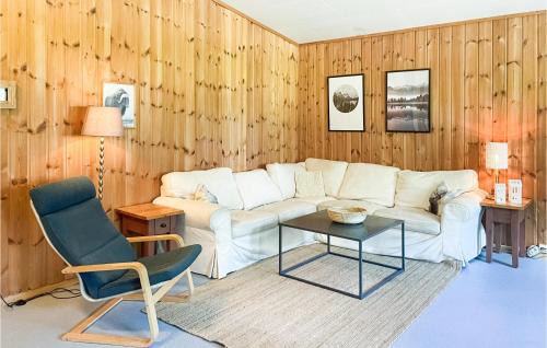 Dovre House | Inviting Home in Dovre with Scenic Panoramic Views