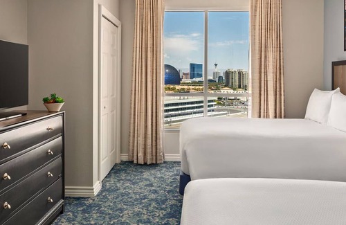 Las Vegas Resort | 2-Bedroom Suite at Club Wyndham Grand Desert – Minutes from the Las Vegas Strip!
