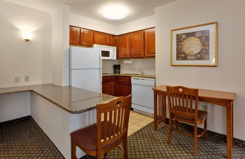 Allentown Condo | Family-Friendly 2 Bedroom Suite with Breakfast & Wi-Fi