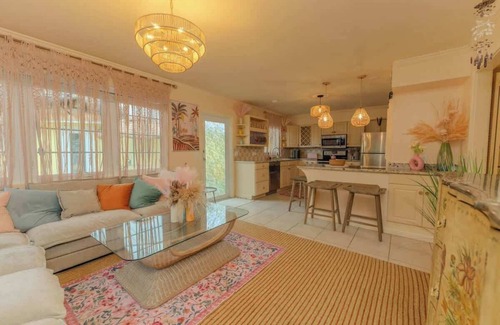 Biggar Villa | 2-bedroom suite - Gulf access, Lazy River Pool