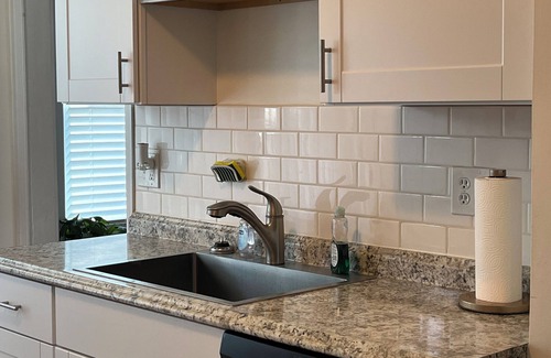 Oaklyn House | 2-bedroom vacation home 8 minutes from lovely Philadelphia Attractions