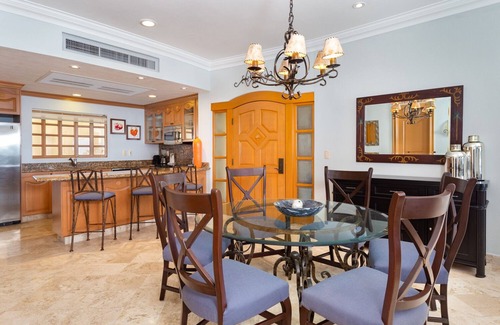 Flamingos Resort | Elegant 2 Bedroom Villa La Estancia with Ocean View & Pool