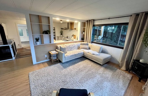 Salt Spring Island House | 2 Bedroom with Stunning Views