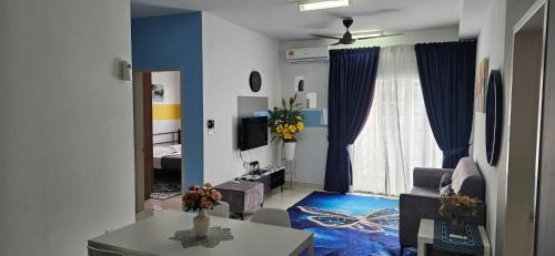 Kota Warisan Apartment | Enchanting 2 Bedroom with Balcony View near KLIA