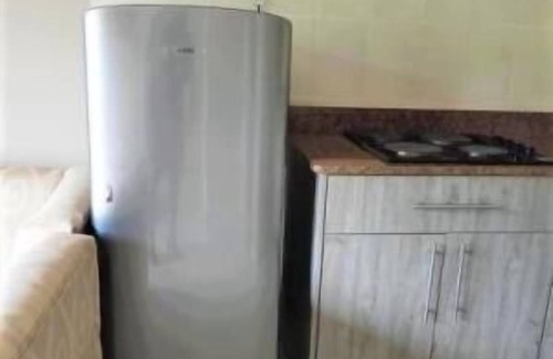 Harare Apartment | Cozy 2-Bedroom Apartment with En-Suite and Kitchenette