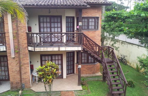 Sao Sebastiao Apartment | Stylish 2-Bedroom Suite Steps from Praia da Baleia